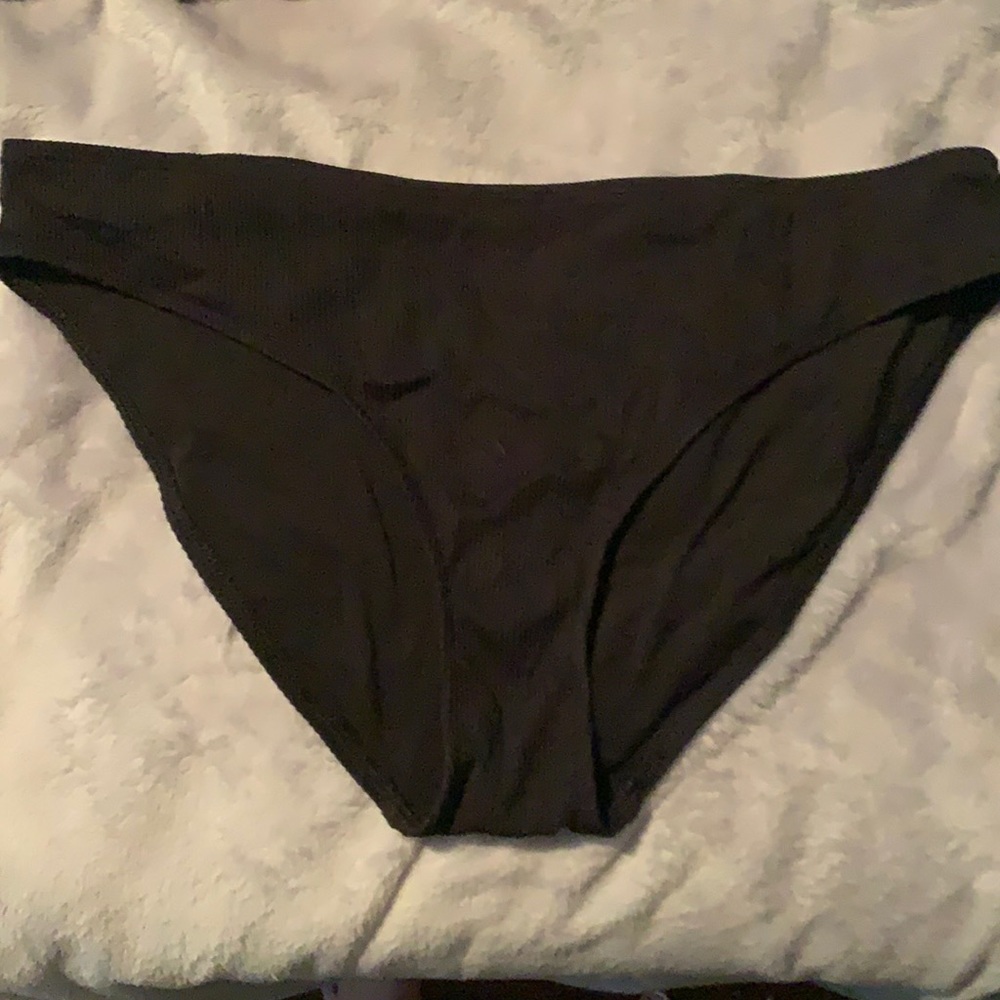 Arie bikini bottom